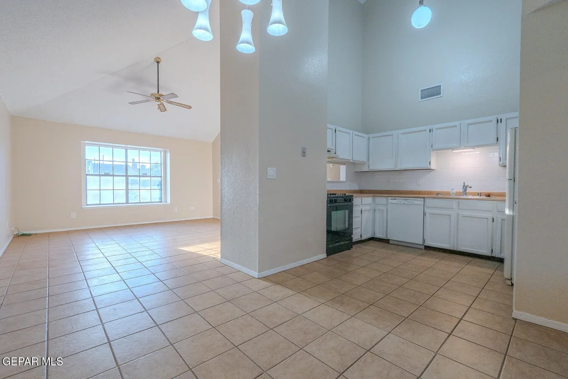 Photo of 1994 DANA BREE Drive