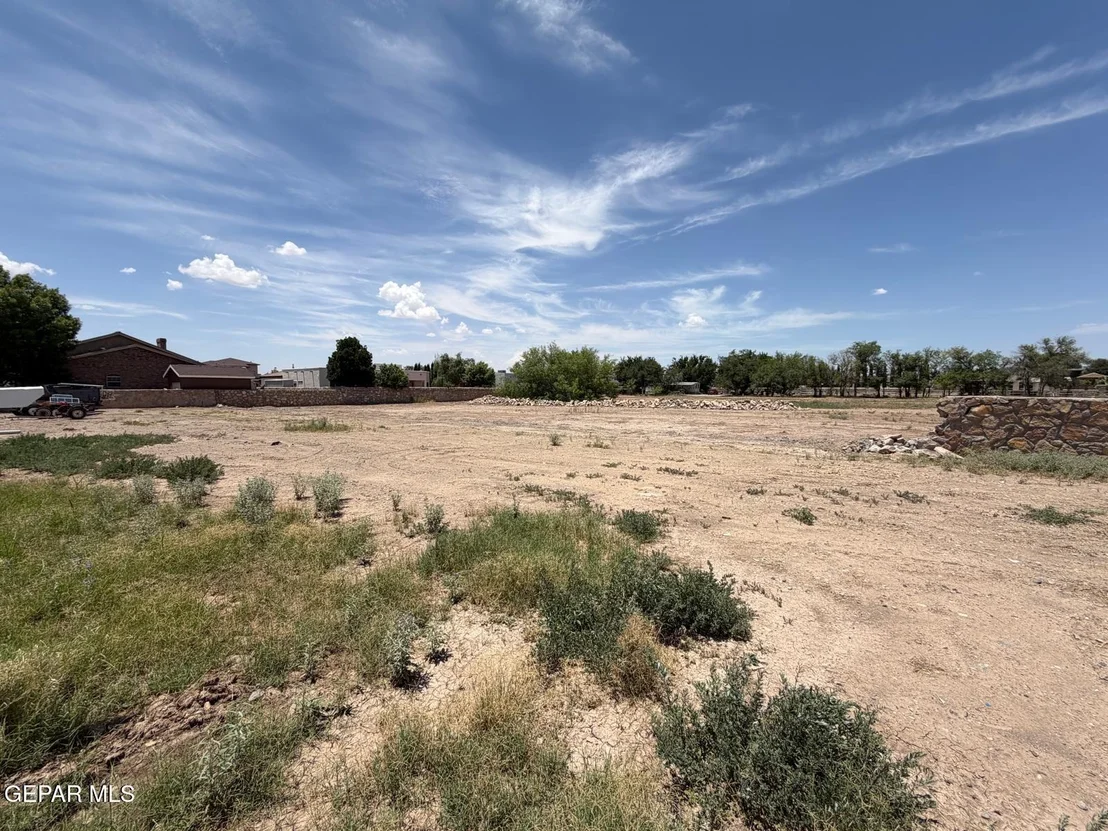 Photo of 1006 Maximo Street