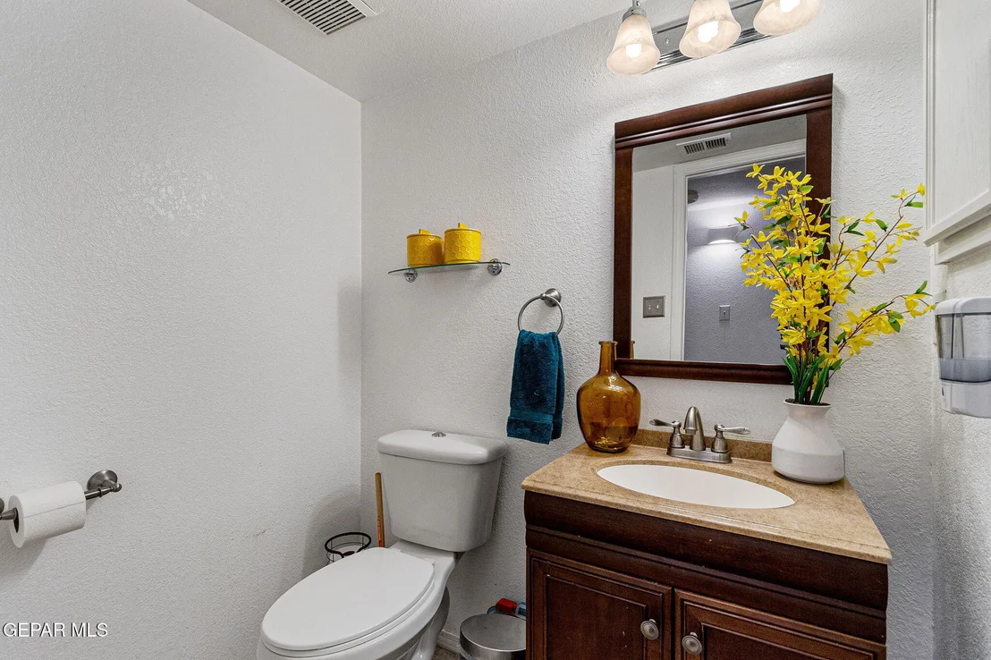Photo of 550 OLMECA Drive