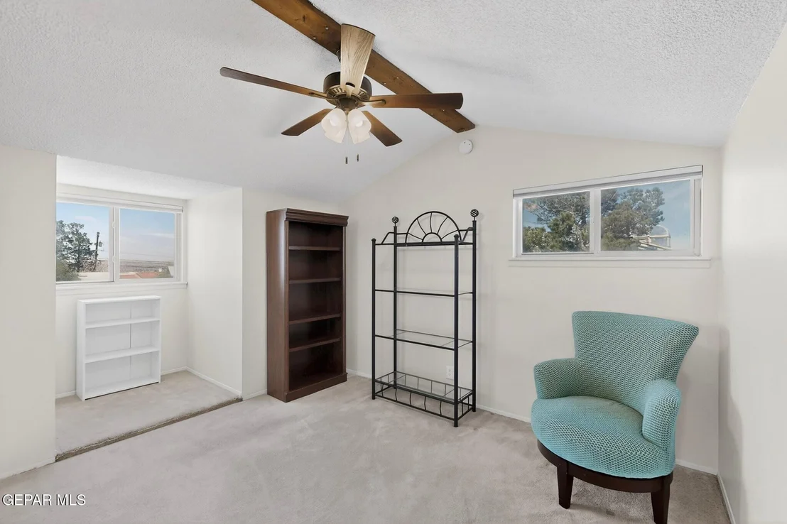 Photo of 537 RIDGEMONT Drive