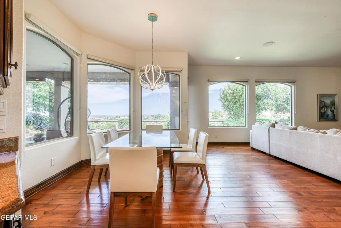 Photo of 6309 VIA SERENA Drive