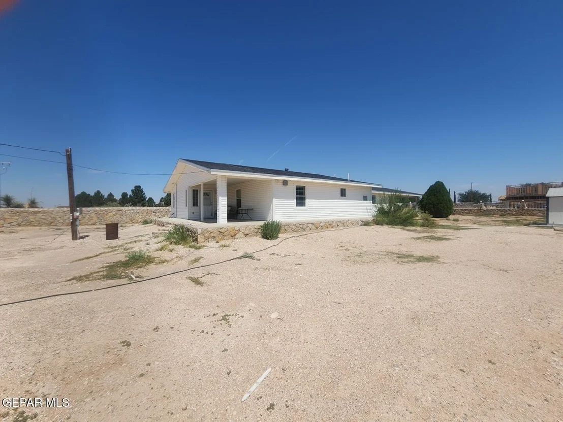 Photo of 15300 Desert Bloom Drive