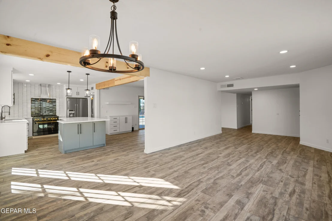 Photo of 4401 BUCKINGHAM Drive