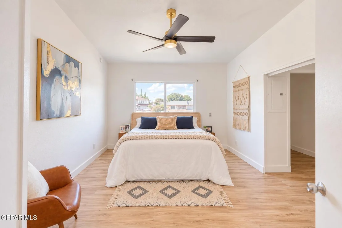 Photo of 2320 SEA SIDE Drive