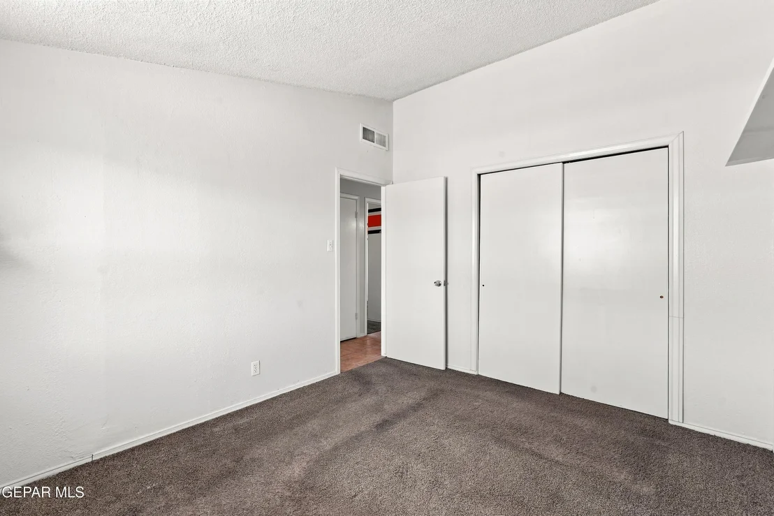 Photo of 6673 Tiger Eye Drive