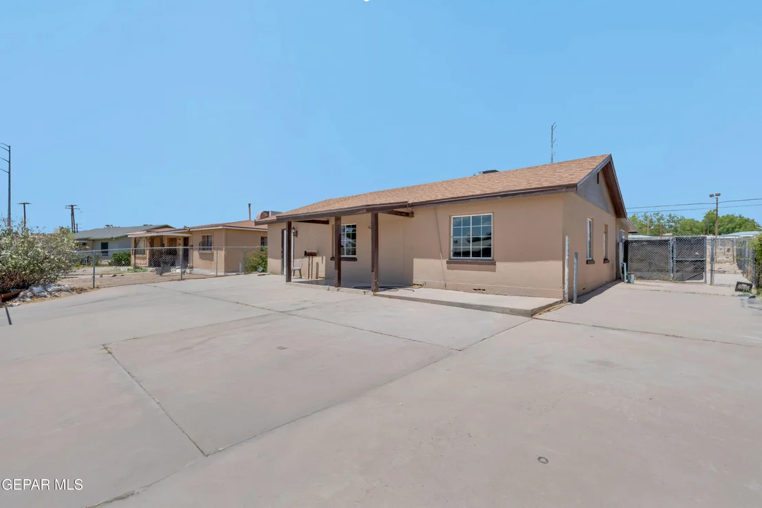 Photo of 7603 MATAMOROS Drive