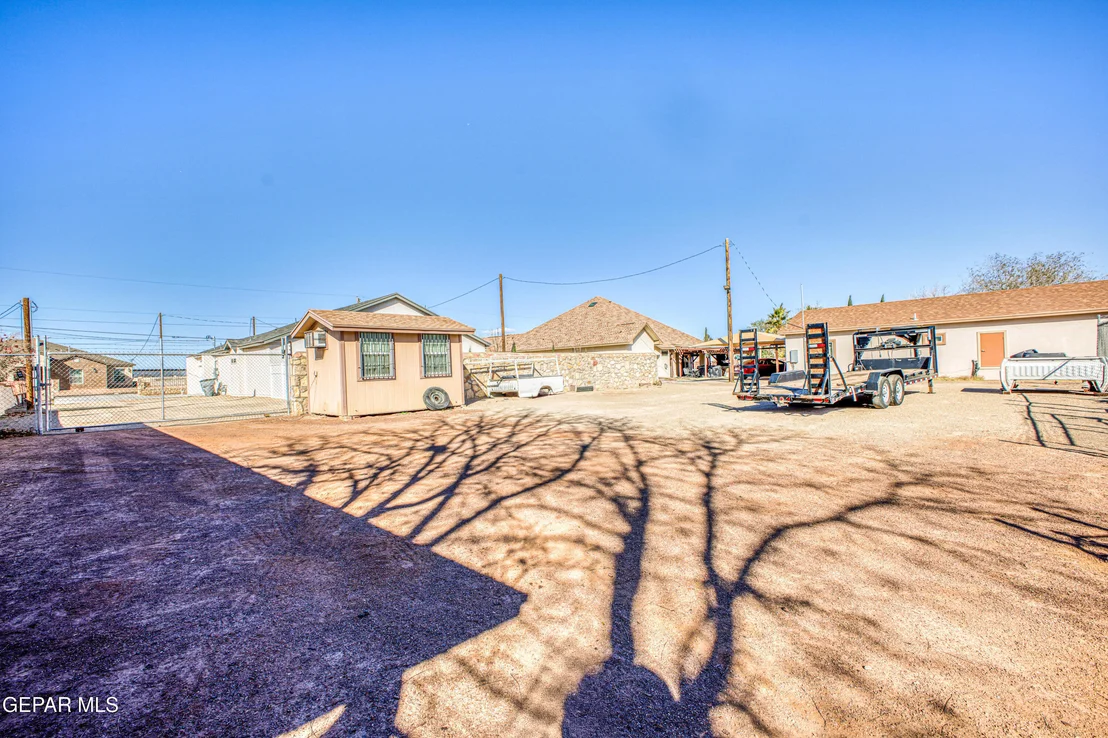Photo of 440 JAMES Street