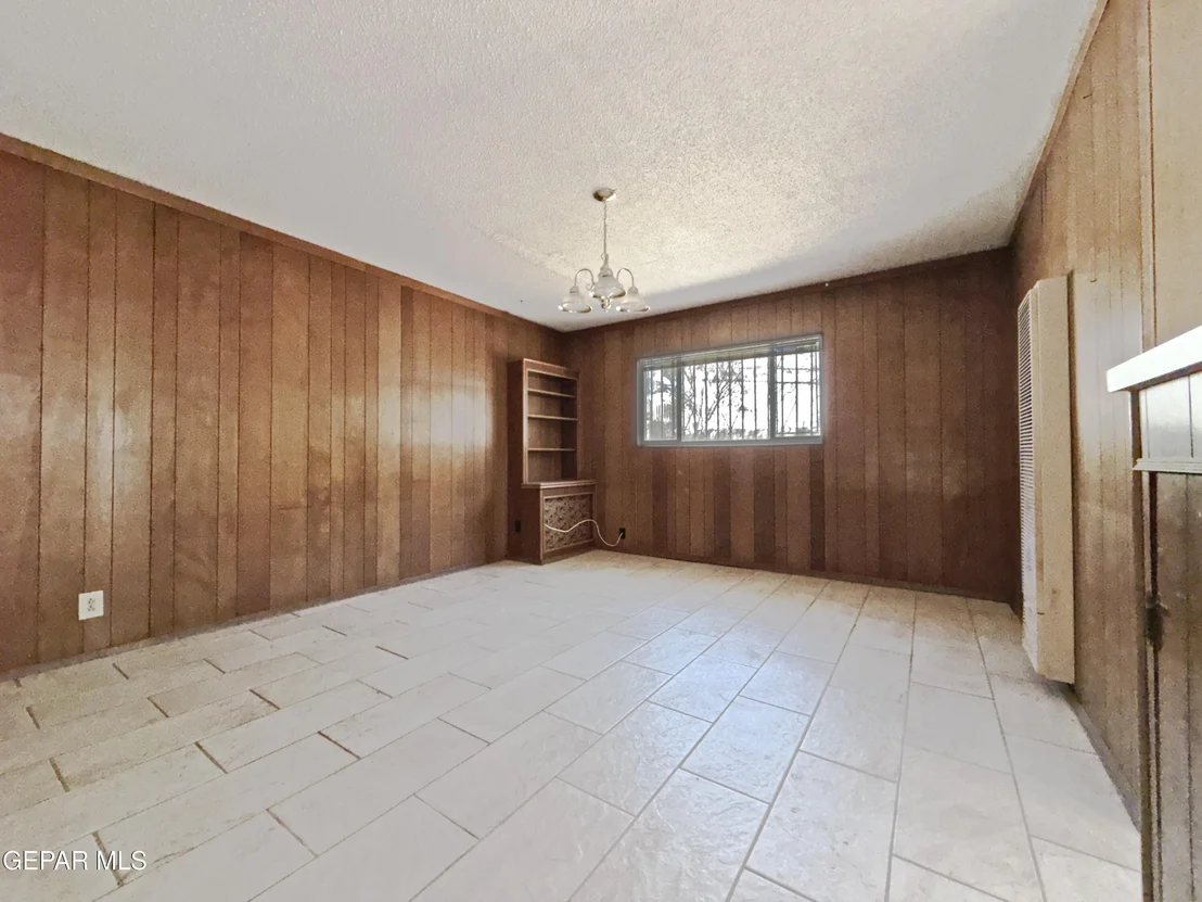 Photo of 816 CARDON Street