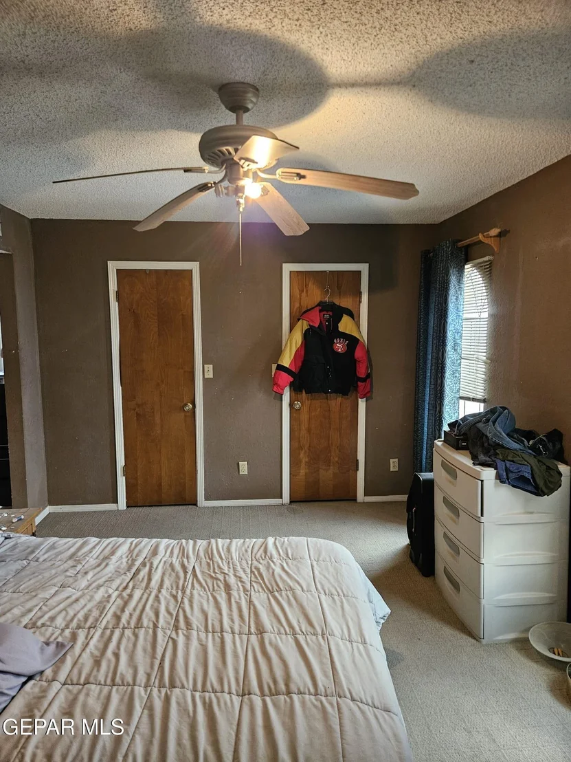 Photo of 704 ESPOLON Drive