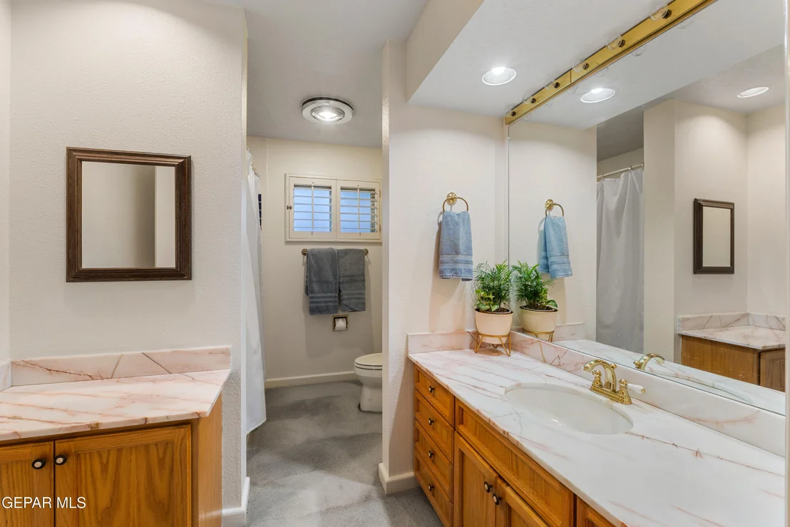 Photo of 6233 Meteor Way