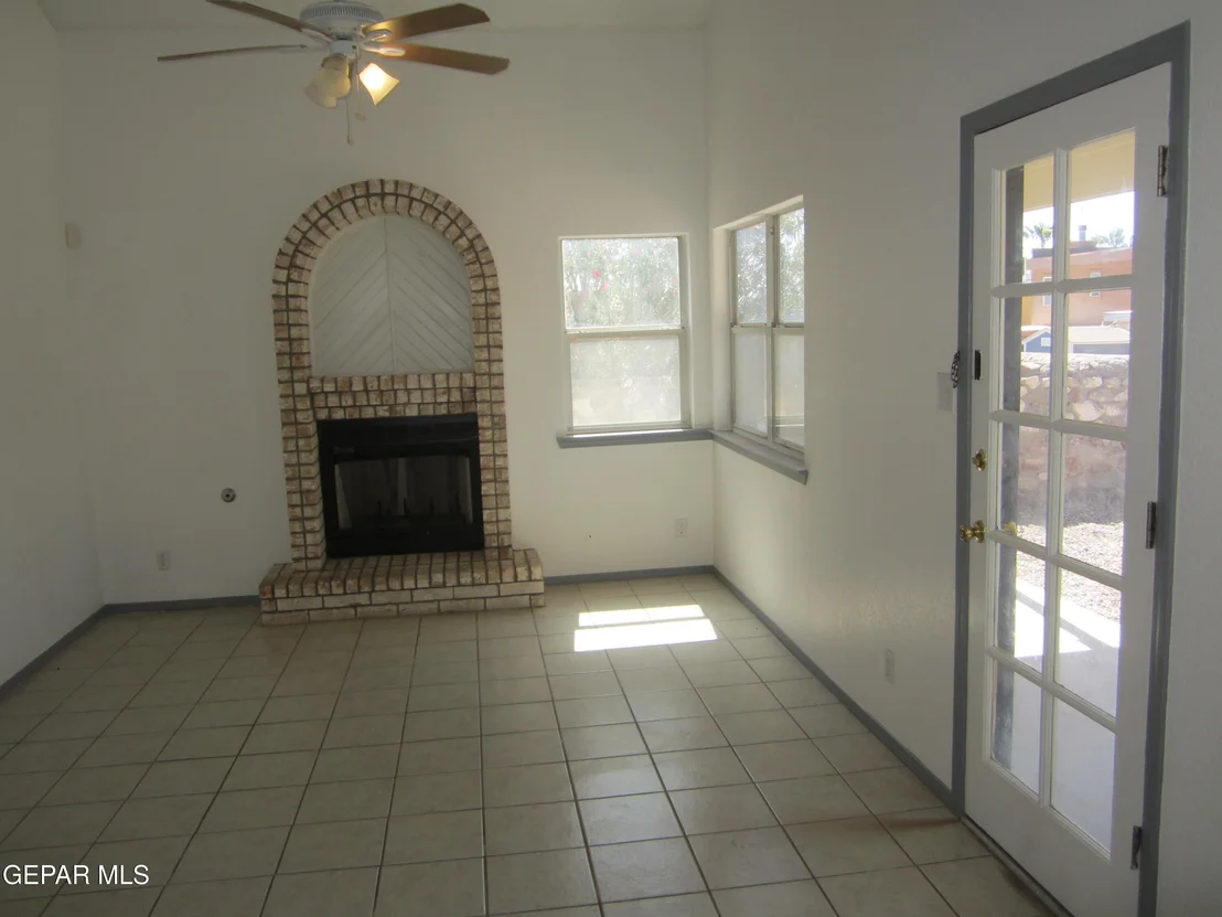 Photo of 7123 Oval Rock Drive