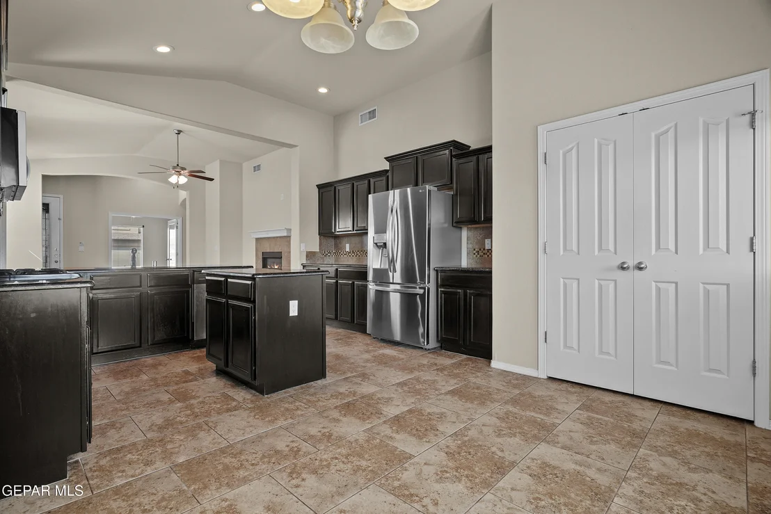 Photo of 7508 EAGLE VISTA Drive