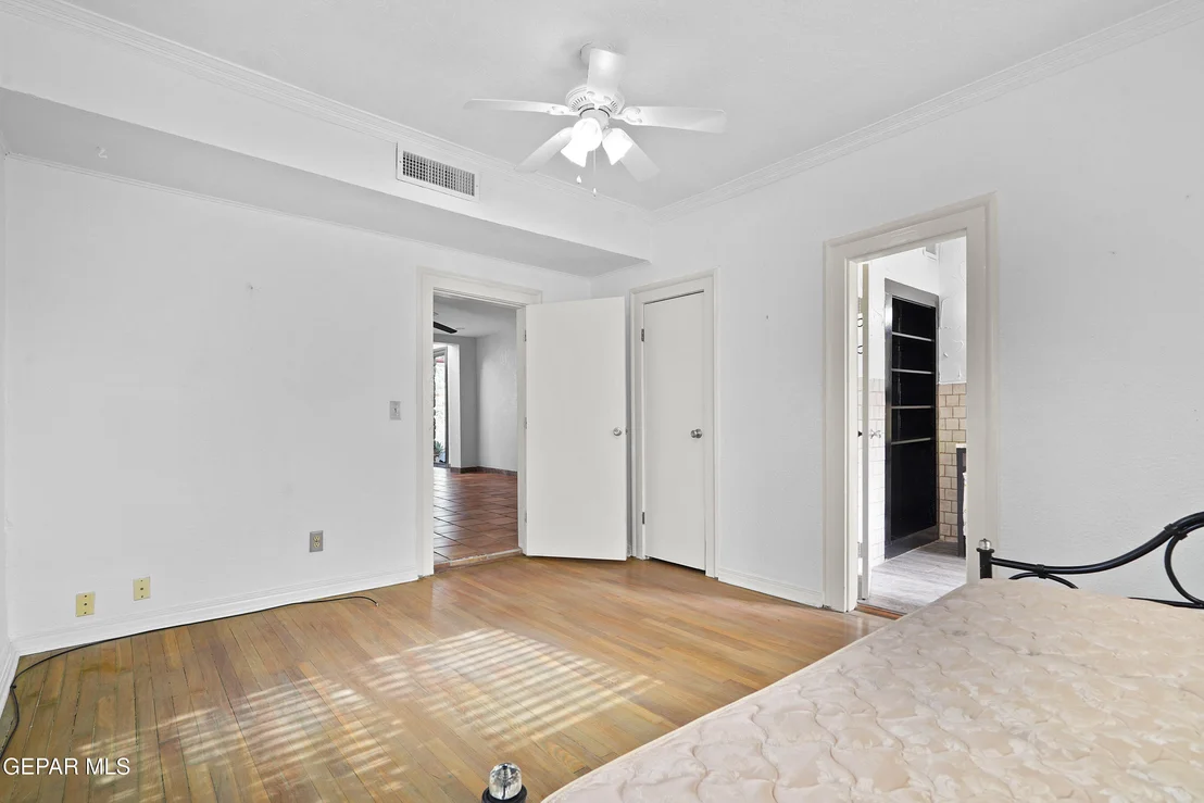 Photo of 200 W Sunset Road