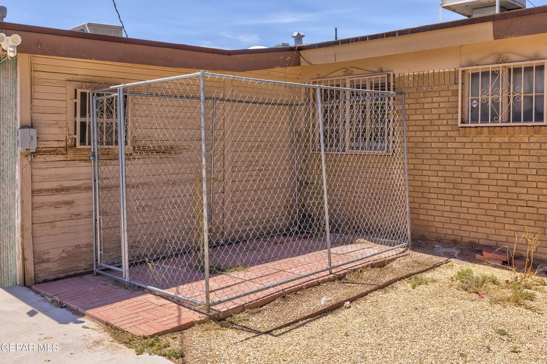 Photo of 8200 SANDLAND Drive