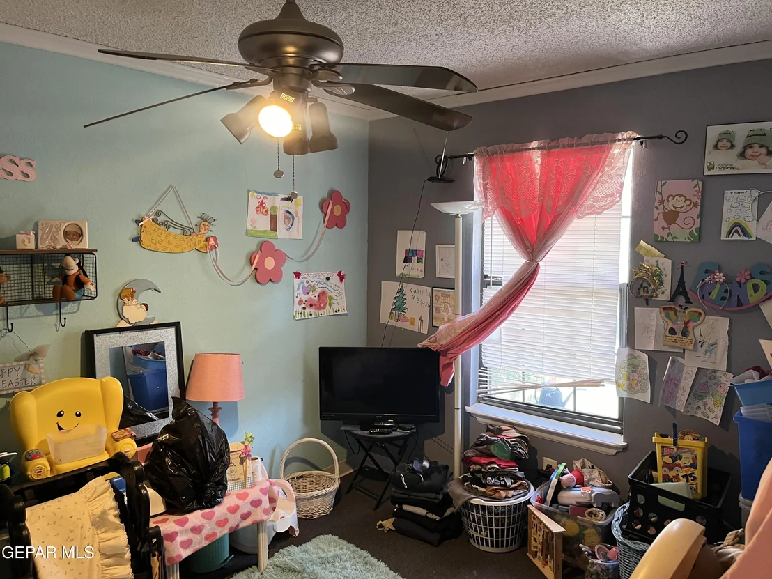 Photo of 121 Green Desert Circle