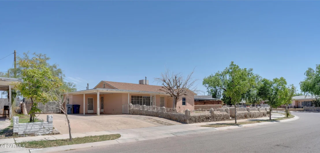 Photo of 5013 Flower Drive