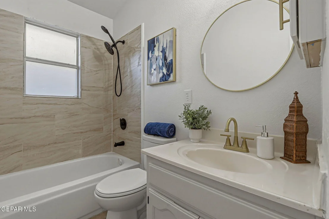 Photo of 11851 STONE CASTLE Drive