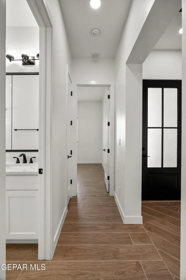 Photo of 15052 Laura Lane