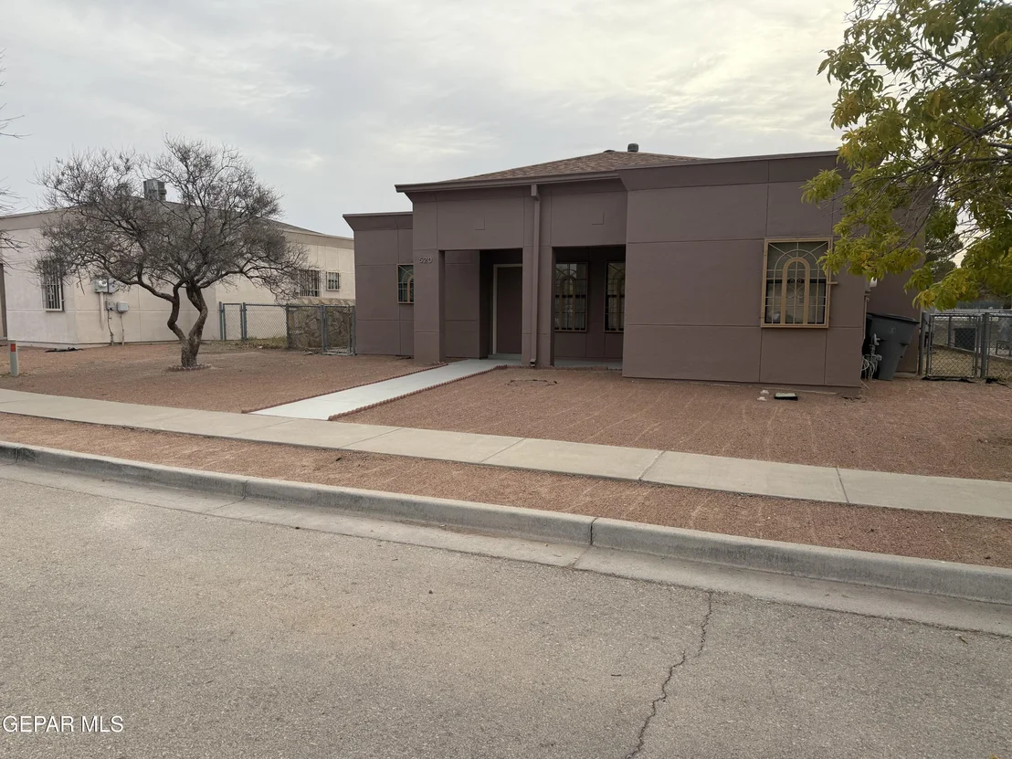 Photo of 520 Rose Kennedy Drive