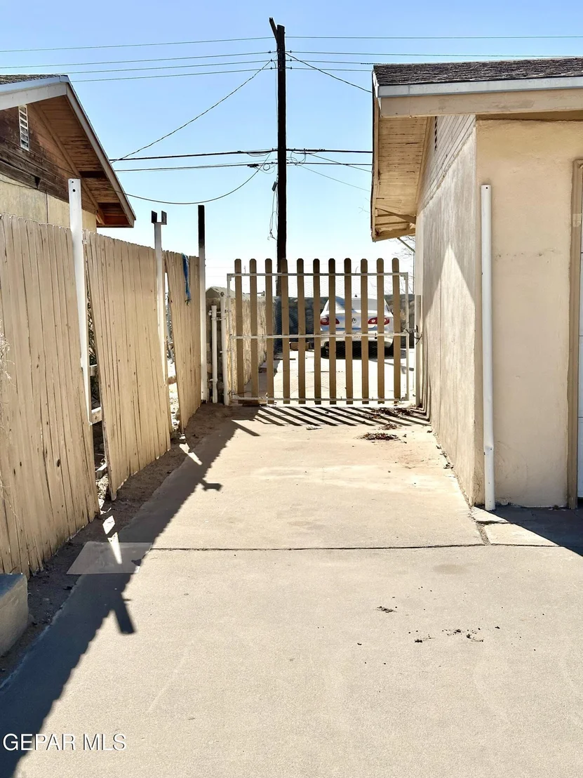 Photo of 7408 WILCOX Drive