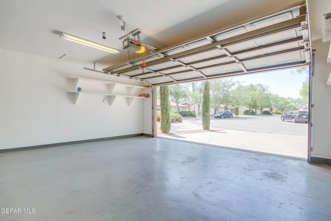 Photo of 10641 PARK VIEW Circle