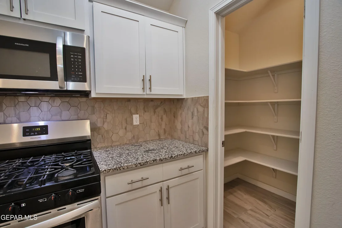 Photo of 285 PENBRIDGE Place