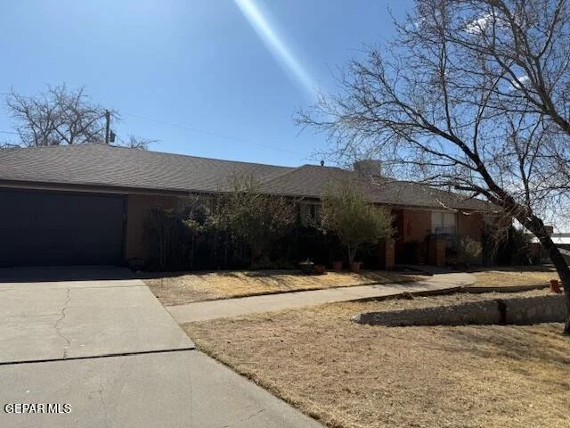Photo of 5712 Oak Cliff Drive