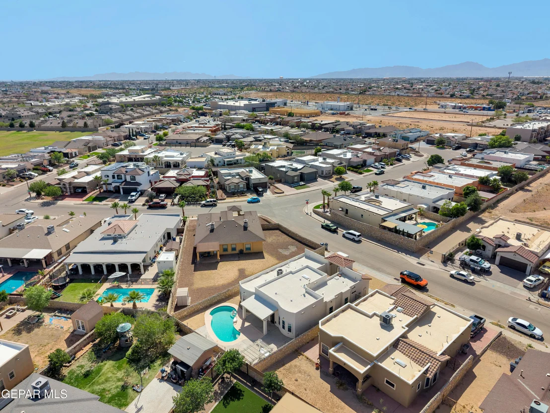 Photo of 3040 STORMY POINT Drive