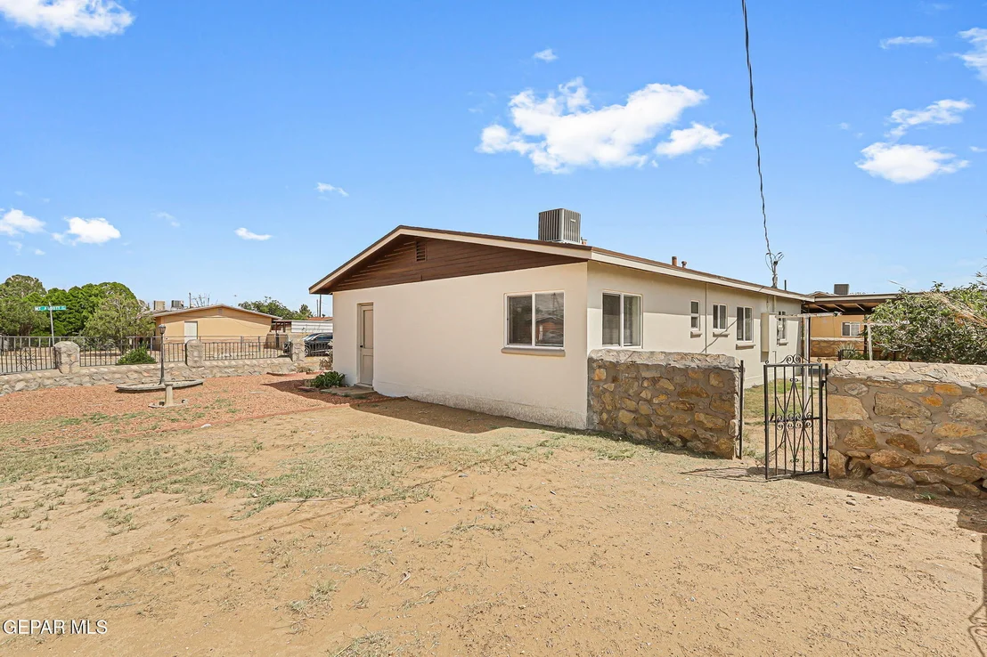 Photo of 5104 Mount Abbott Drive