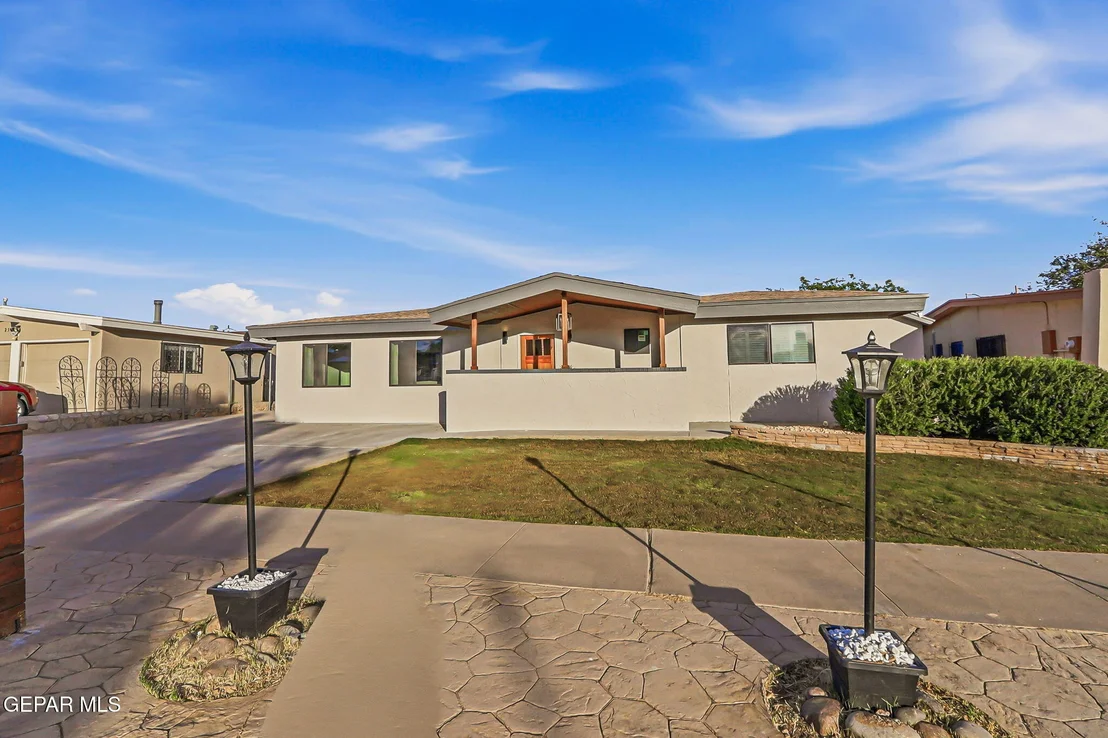 Photo of 2348 SEA SIDE Drive