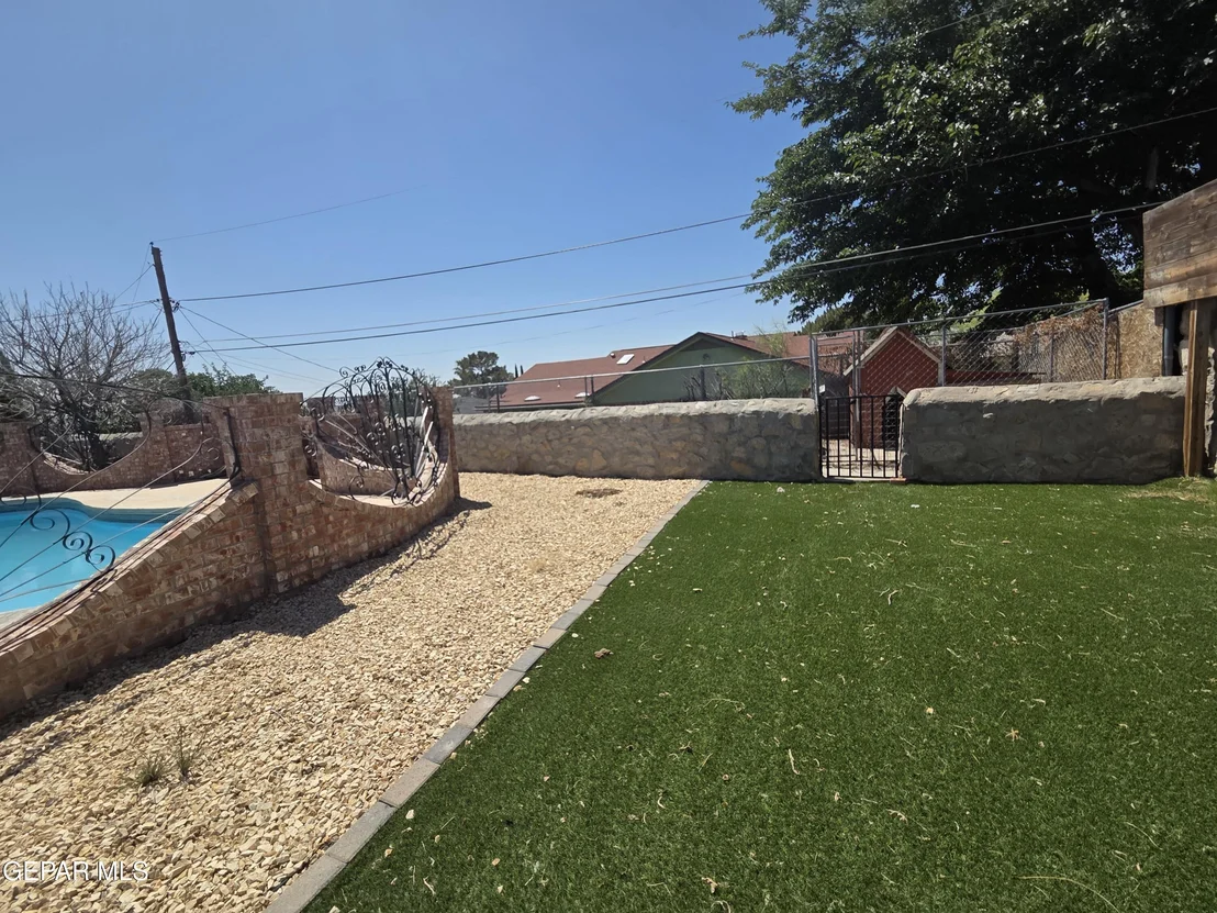Photo of 6740 MORNINGSIDE Circle