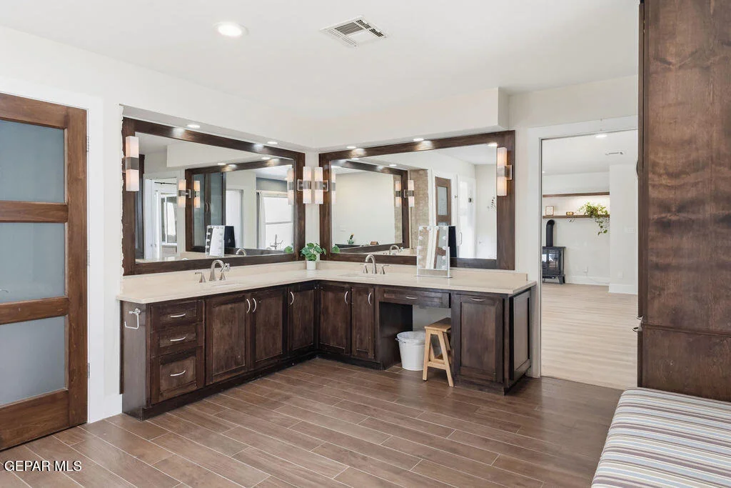 Photo of 300 ROSEMONT Drive