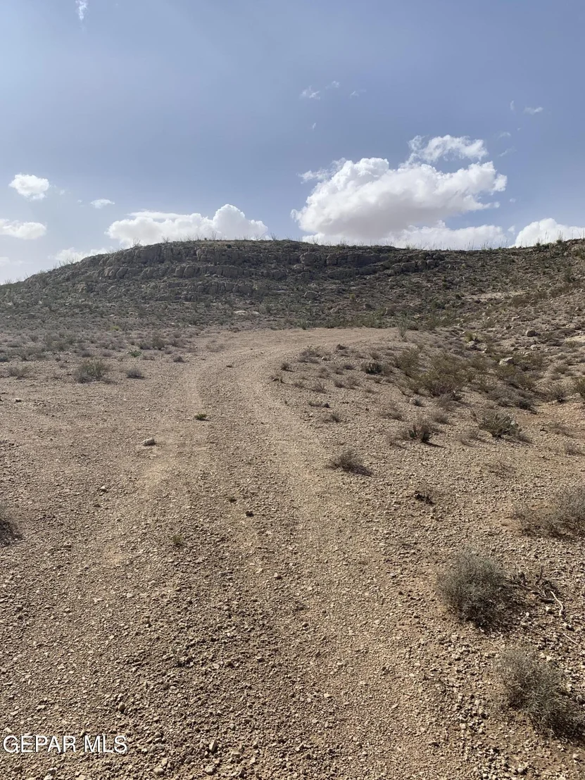 Photo of 17199 Old Butterfield Trail