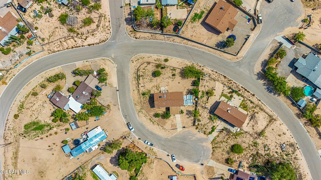 Photo of 1551 SEMINOLE Drive