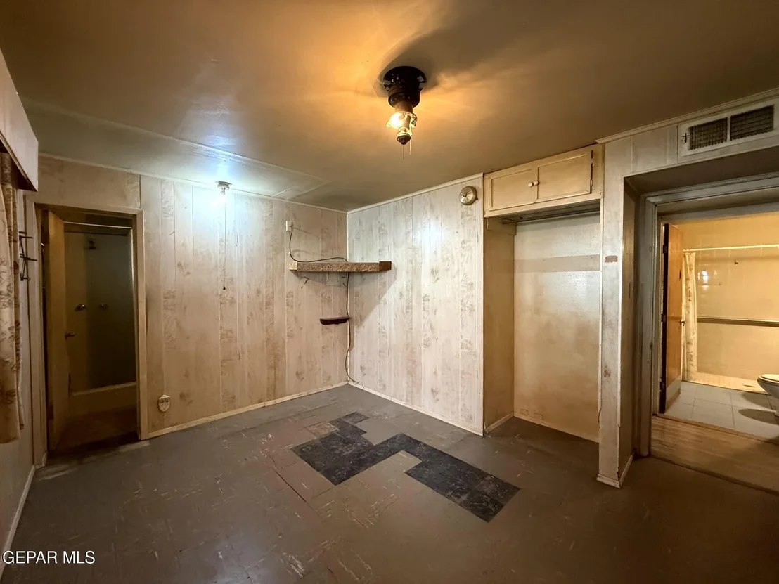 Photo of 228 MANGO Road