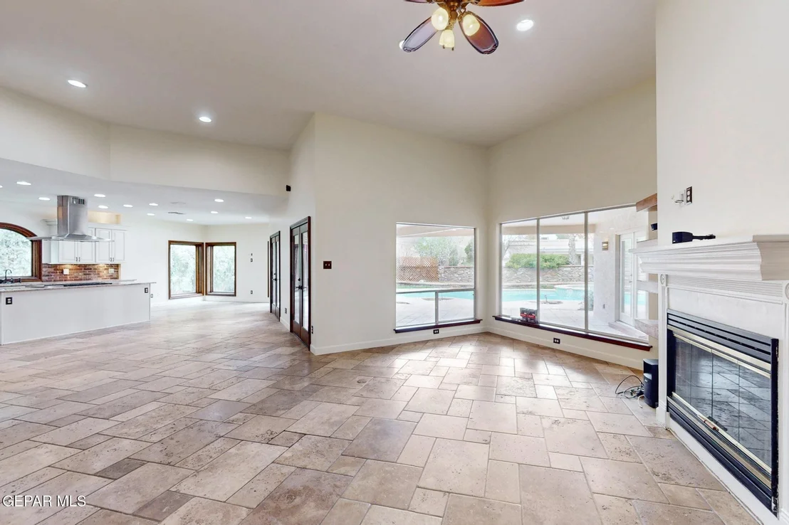 Photo of 633 WILD WILLOW Drive