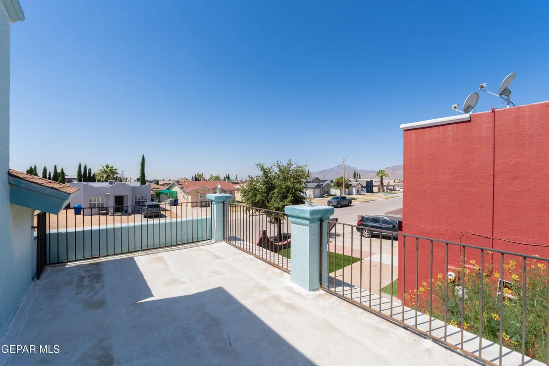 Photo of 6233 Kings Bridge Drive