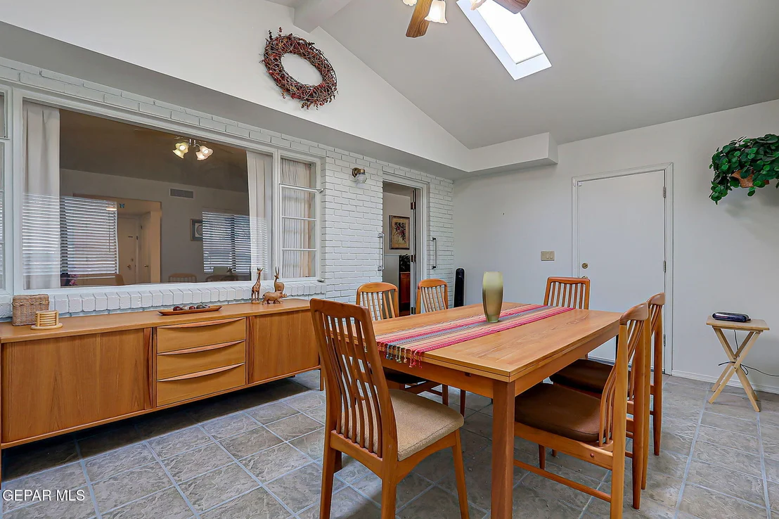 Photo of 313 GRANADA Avenue