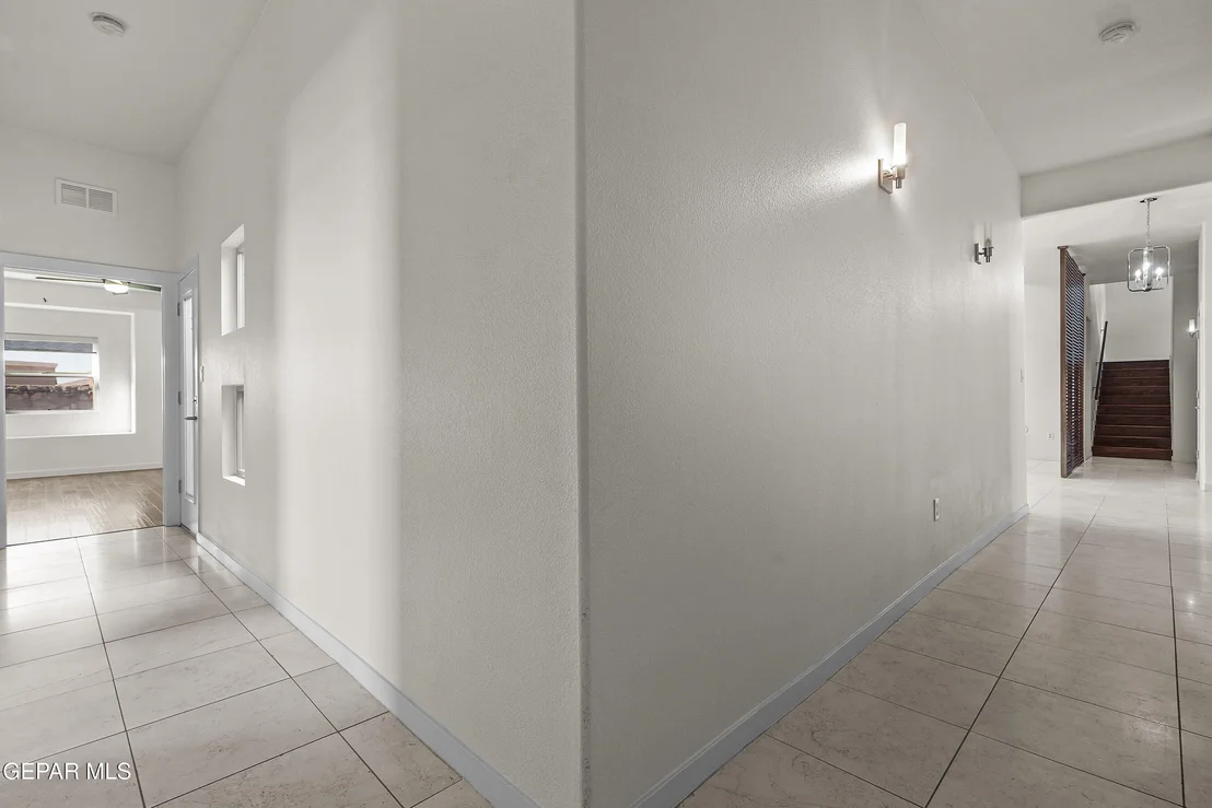 Photo of 6241 FRANKLIN RIDGE Drive