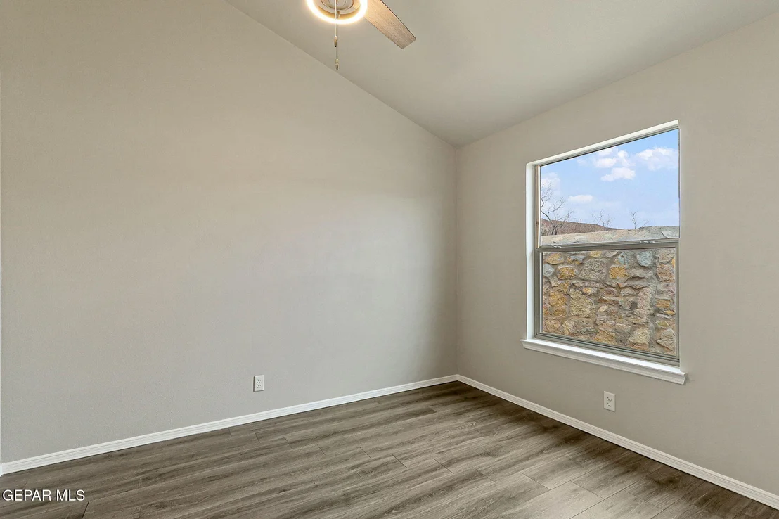 Photo of 4945 SILVER RANCH Avenue