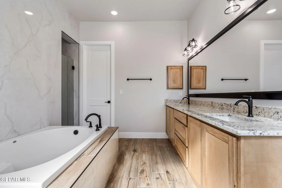 Photo of 6418 CADENCE RIVER Drive