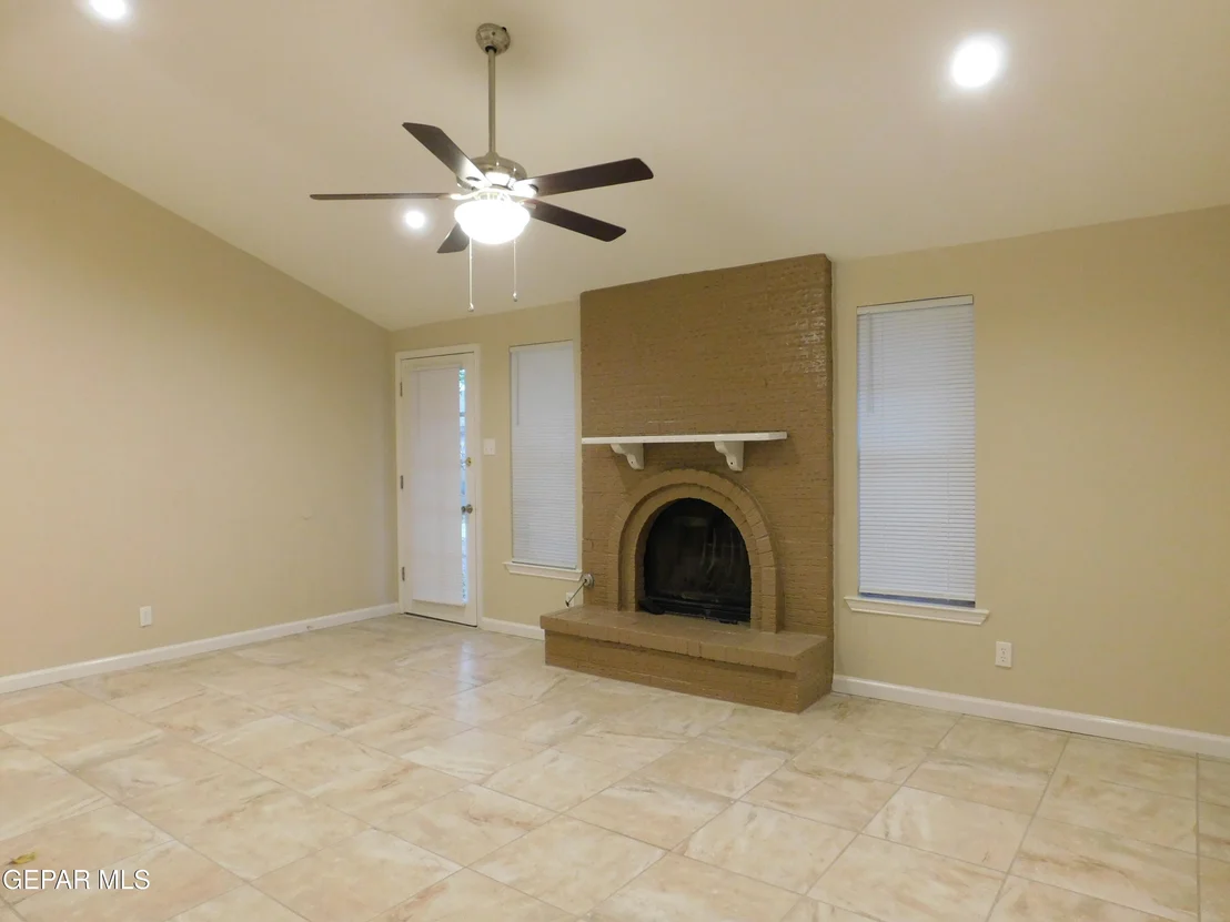 Photo of 9948 DESERT WILLOW Way
