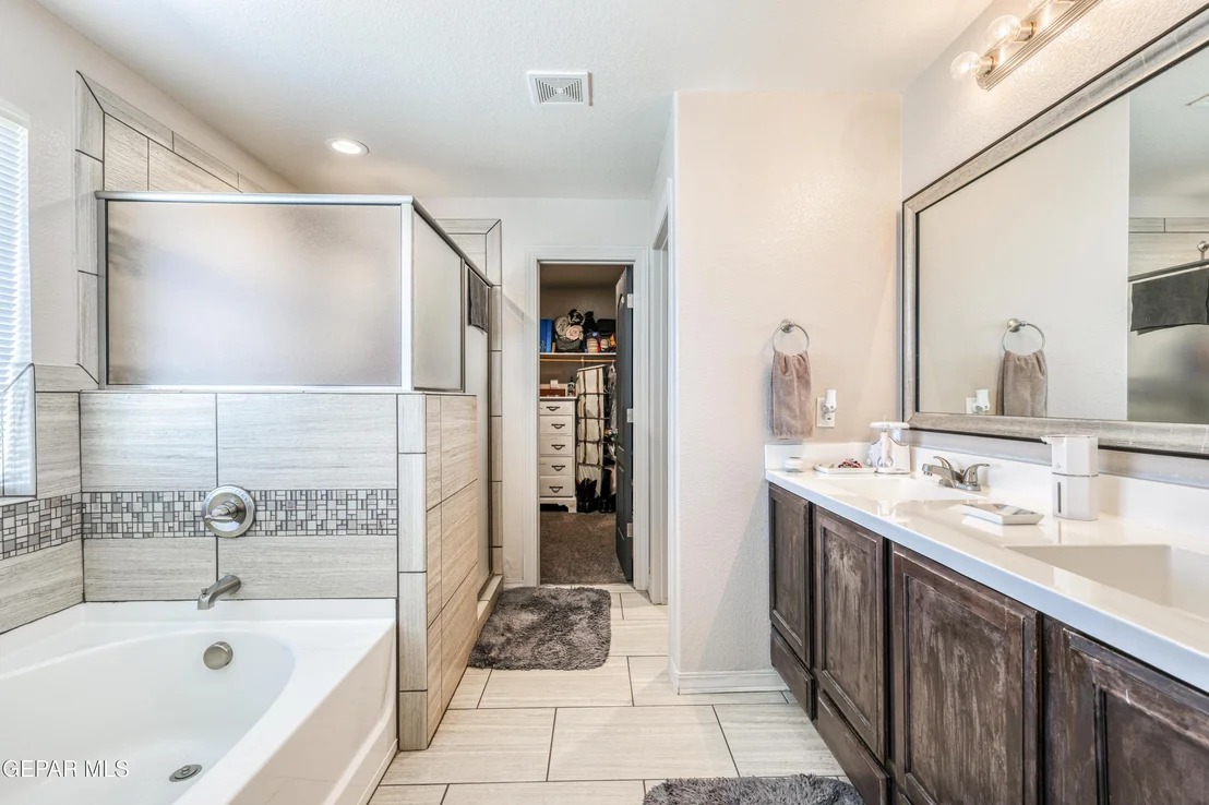 Photo of 6553 GEYSER Drive