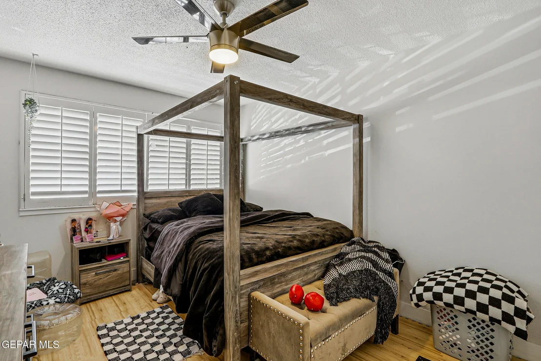 Photo of 10101 CHINABERRY Drive