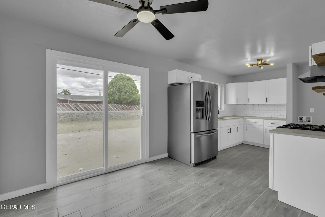 Photo of 9314 VICKSBURG Drive