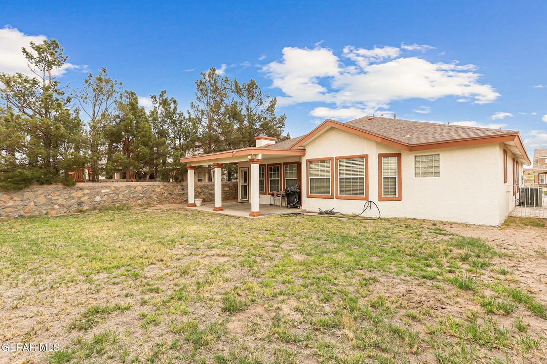 Photo of 1289 OLGA MAPULA Drive