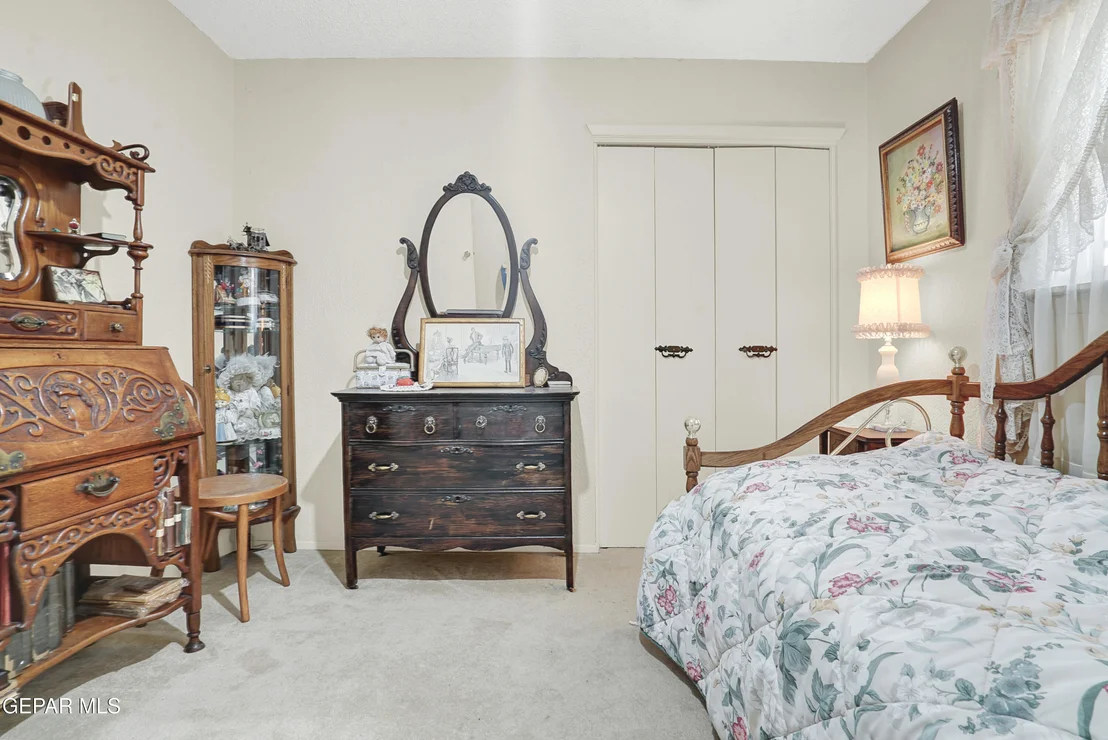 Photo of 228 MOONGLOW Drive
