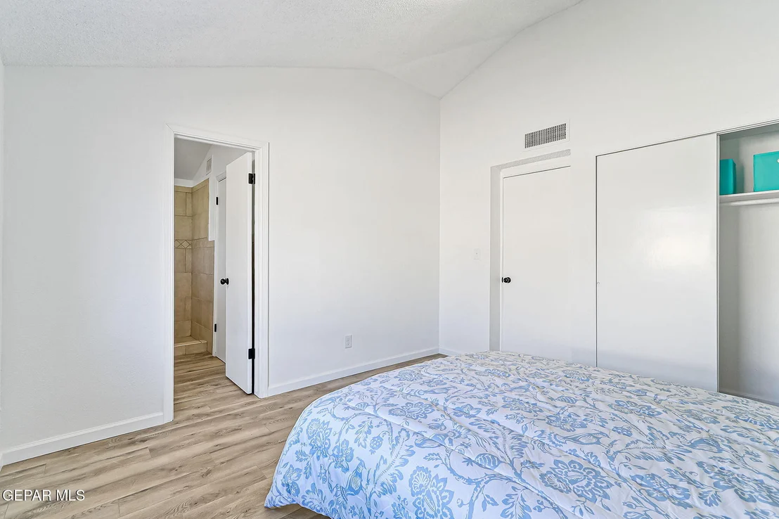 Photo of 8433 INDEPENDENCE Drive