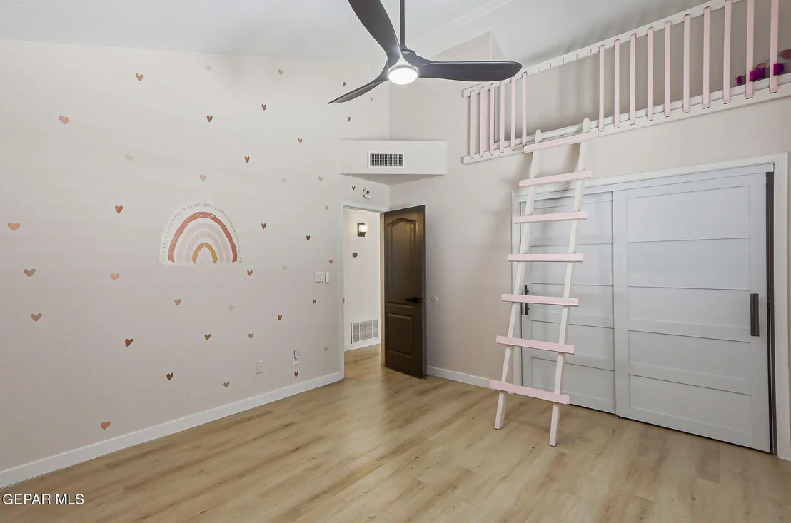 Photo of 6633 WIND RIDGE Drive