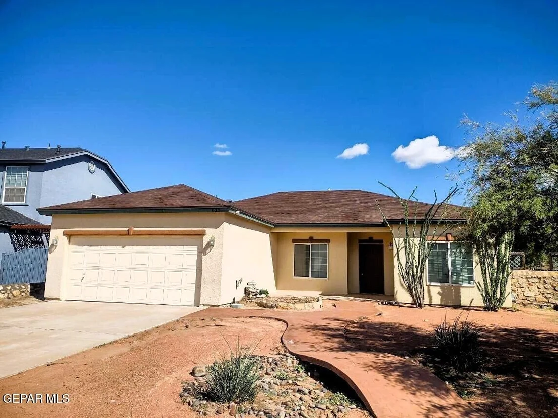 Photo of 633 Bariloche Drive